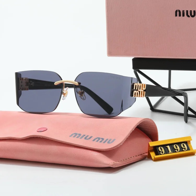 Miu Miu Fashion Sunglasses