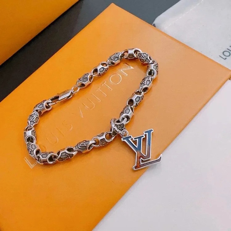 Fashion Luxury Classic Bracelet 001