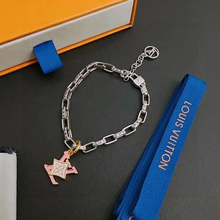 Fashion Luxury Classic Bracelet 001