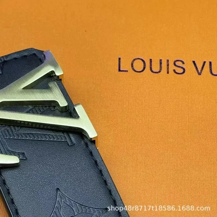 New L men s belt smooth buckle V letter belt youth plaid trouser belt trendy casual business belt