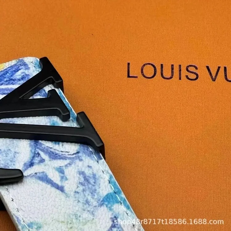 New L men s belt smooth buckle V letter belt youth plaid trouser belt trendy casual business belt