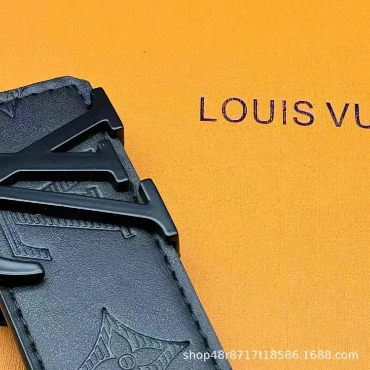 New L men s belt smooth buckle V letter belt youth plaid trouser belt trendy casual business belt
