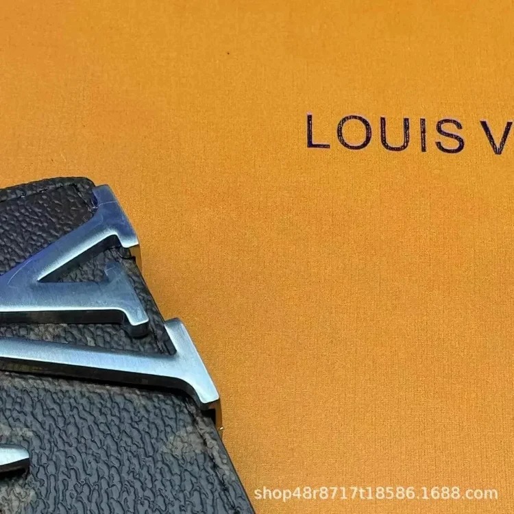 New L men s belt smooth buckle V letter belt youth plaid trouser belt trendy casual business belt