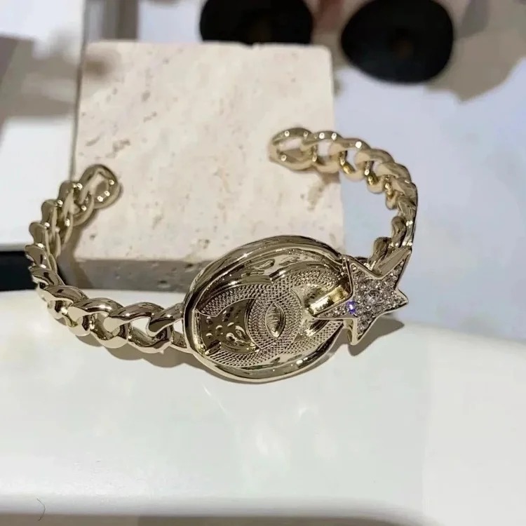 Xiangjia Bracelet 24 popular high-end version of the second-hand bracelet, temperament, fragrance-style bracelet, light luxury, super fairy, high-end bracelet