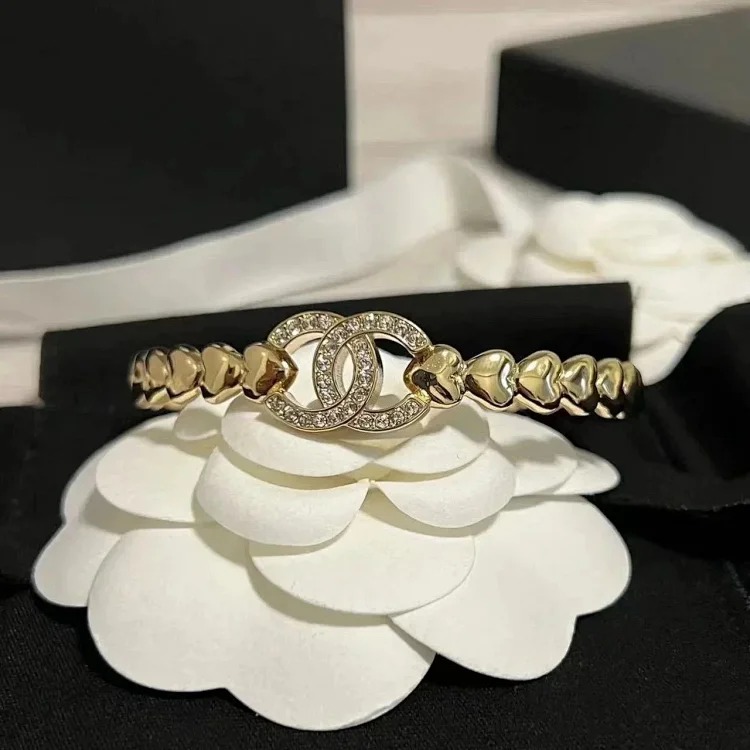 Xiangjia Bracelet 24 popular high-end version of the second-hand bracelet, temperament, fragrance-style bracelet, light luxury, super fairy, high-end bracelet