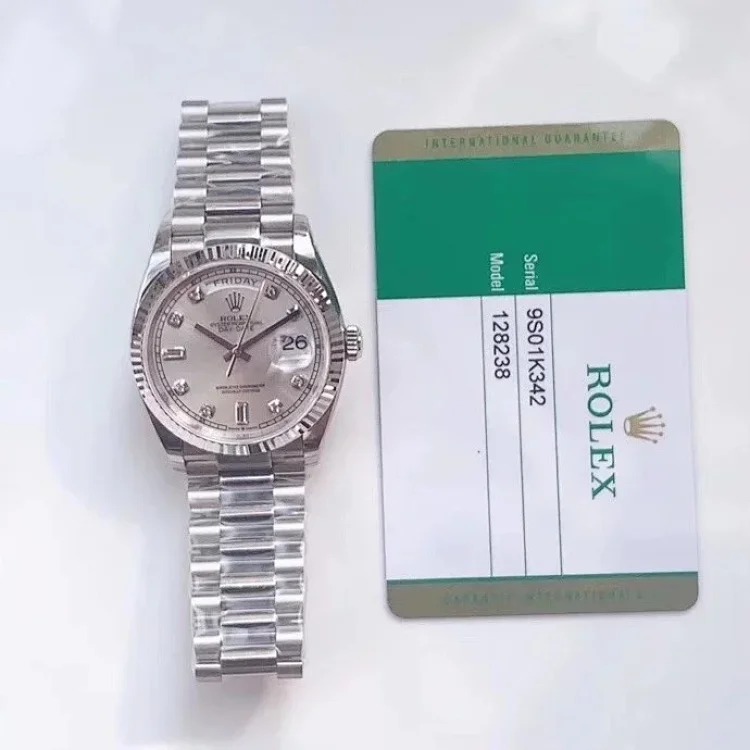 Fashion Trendy Versatile Watch 600