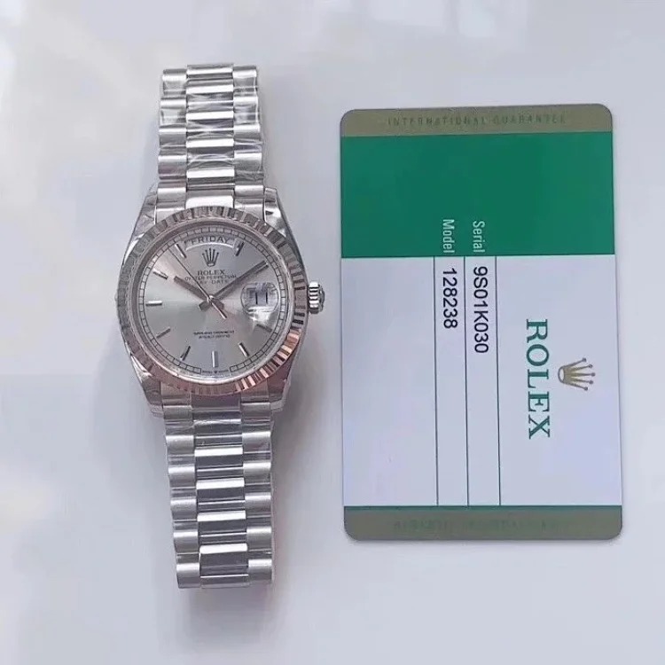 Fashion Trendy Versatile Watch 600