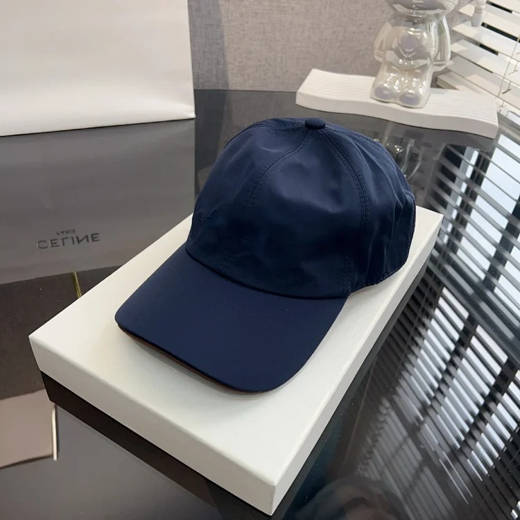 Versatile Casual Outdoor Unisex Baseball Cap