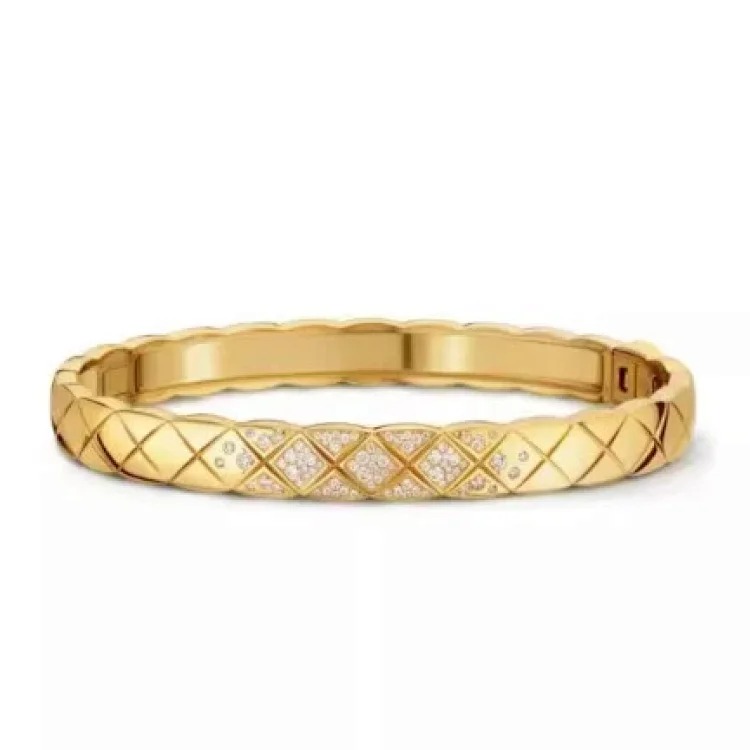 Chanel Luxury Premium Rhinestone Gold Bracelet