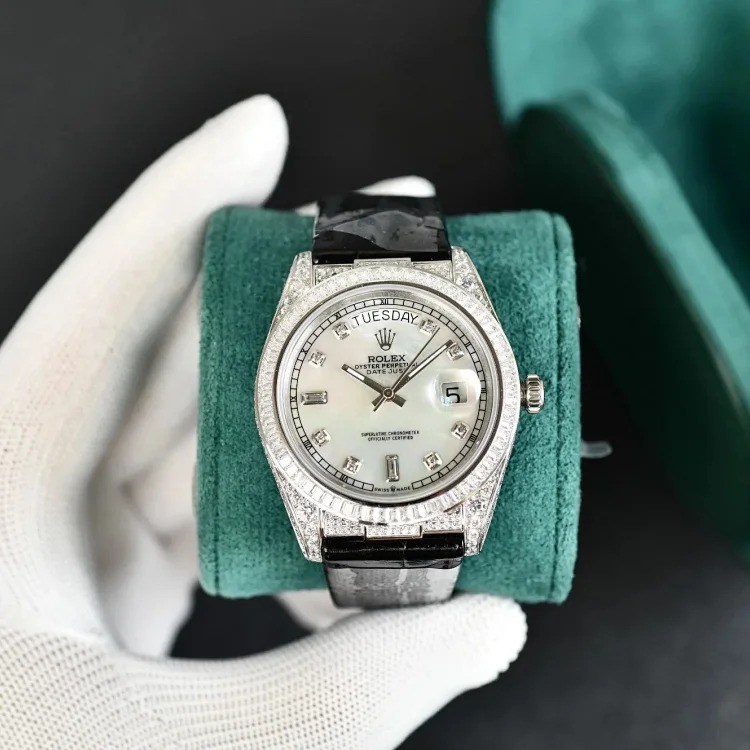 Fashion Trendy Versatile Watch