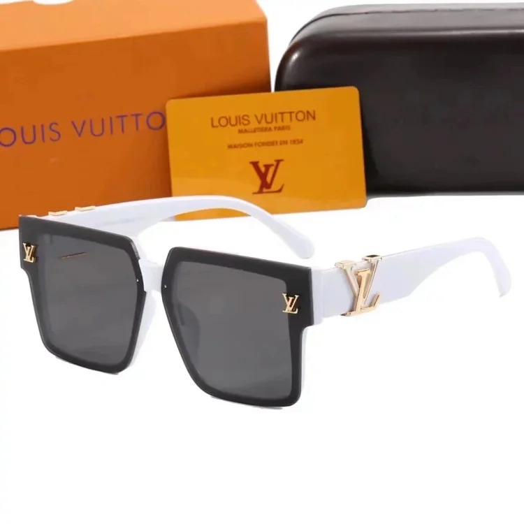 Eyeglasses