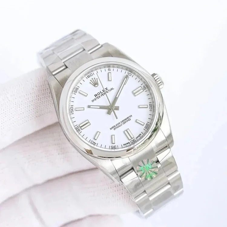 Watch RHA01