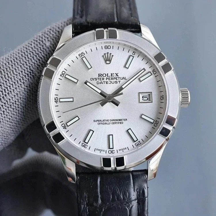 Watch RHA01