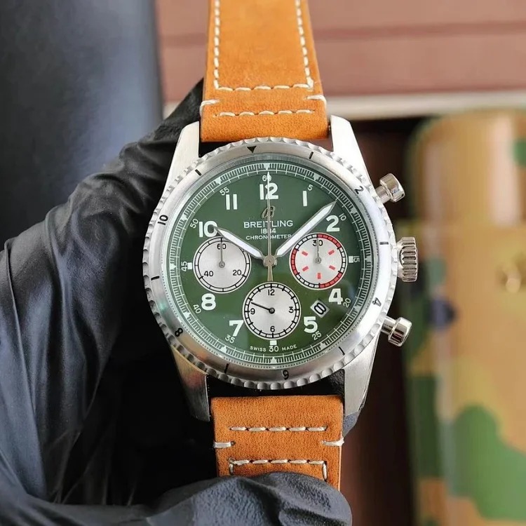 ￥780-2300 Fashionable and versatile watch