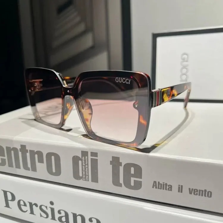 G fashion sunglasses