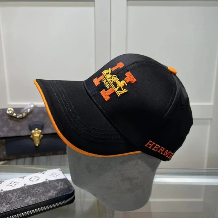 ￥120-138 Fashionable hat M109