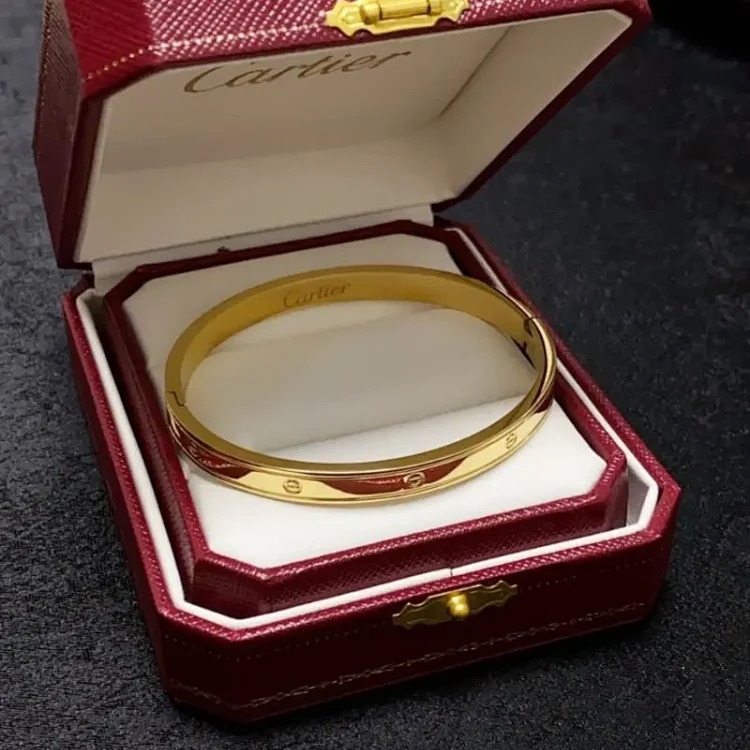New fashion bracelet
