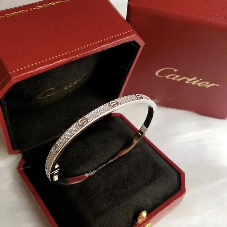New fashion bracelet
