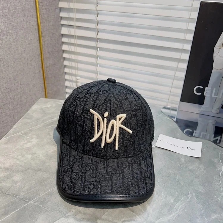 ￥120 Fashionable Hat M100