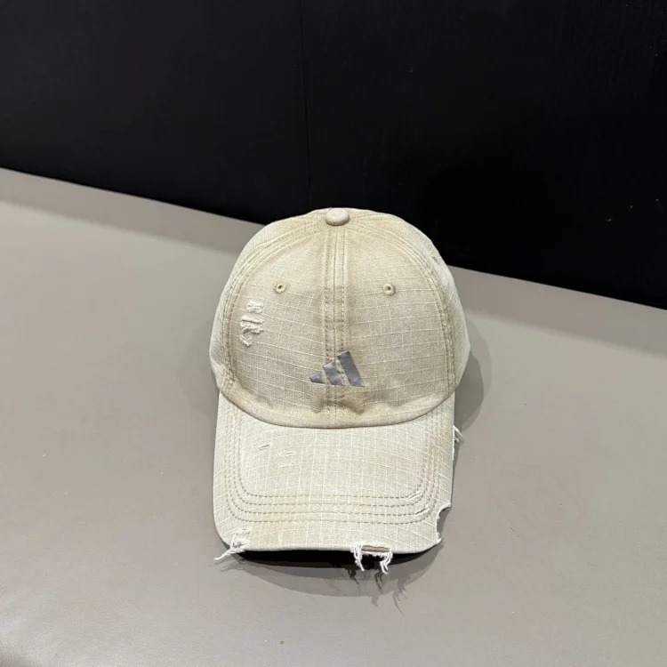 Spring and summer new hats women's personalized baseball caps with holes, large head circumference, cotton peaked caps, sun protection hats