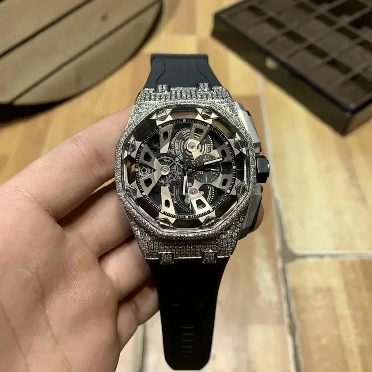 WAT2 Retro technology watch