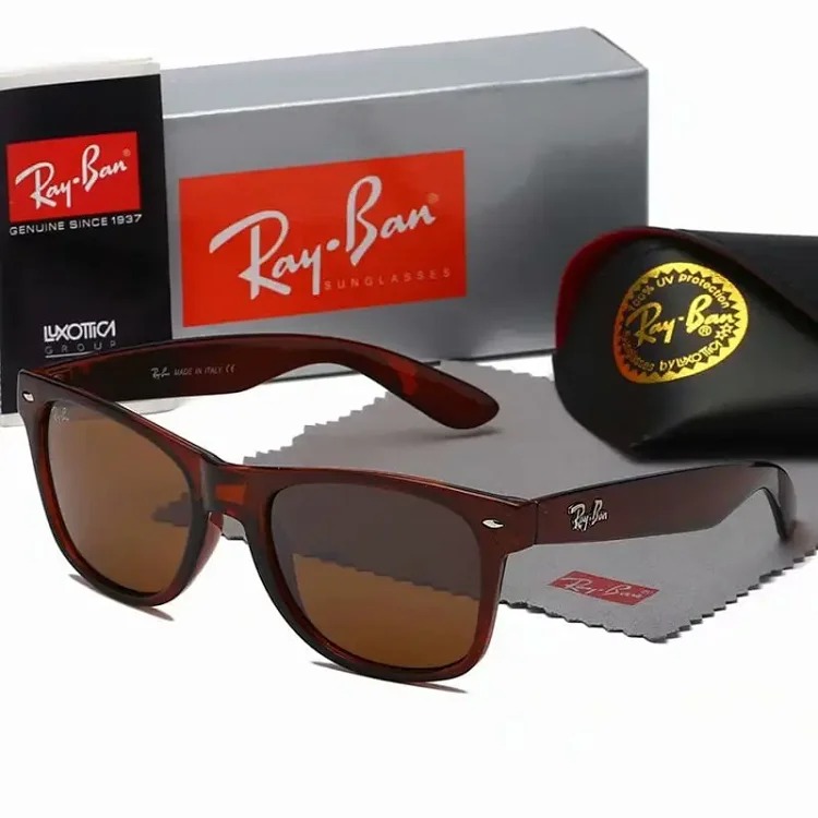 RaÓy-BÓan sunglasses