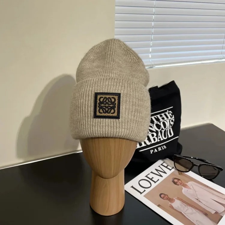 ￥120 New fashionable versatile hat M65