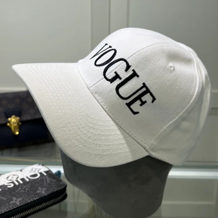 New trendy and fashionable peaked cap-CY