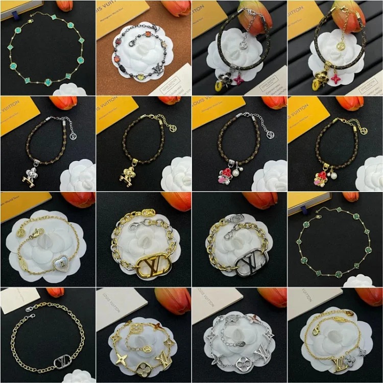 IV Hand jewelry