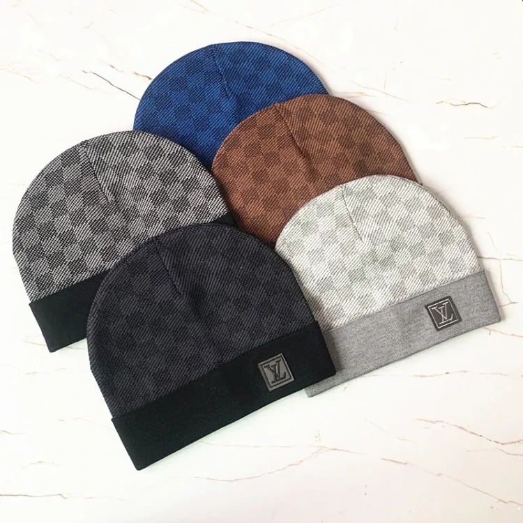 Special items of fashion hats are not returnable