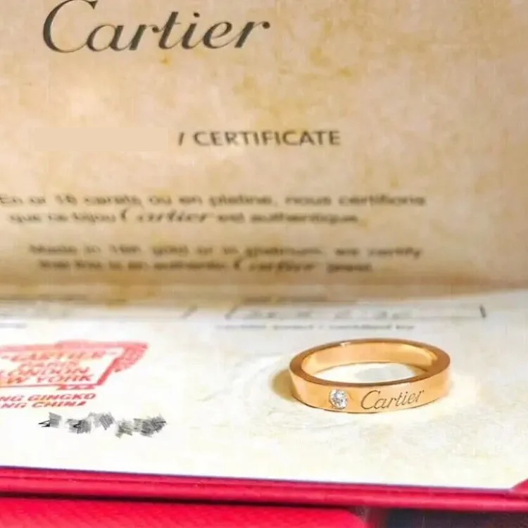 Classic versatile ring
