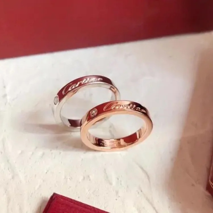 Classic versatile ring
