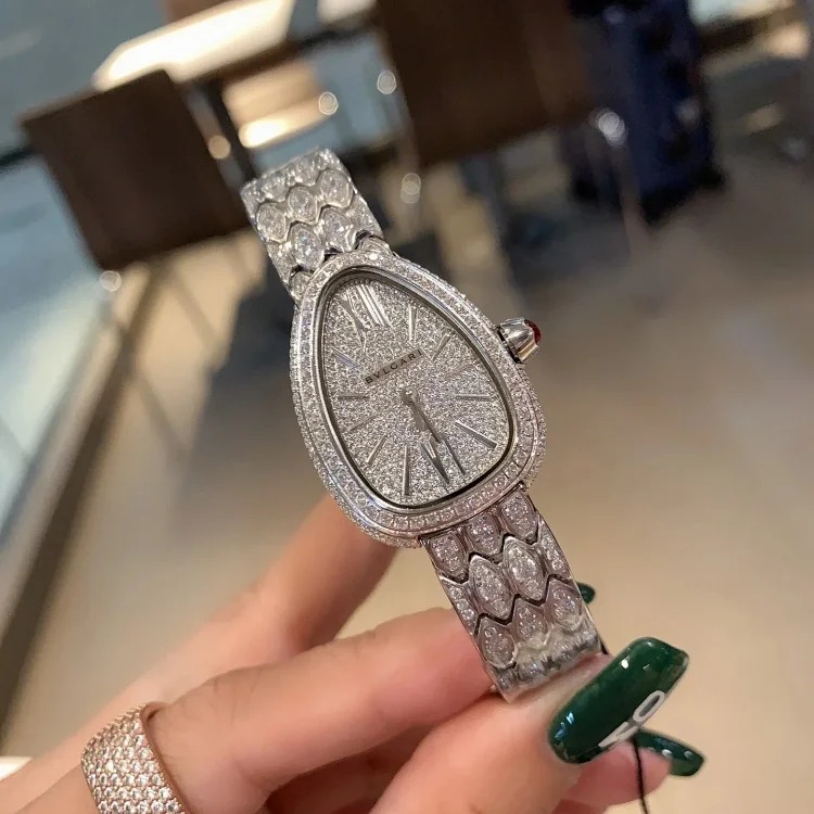 ￥680-980 Fashionable and versatile watch