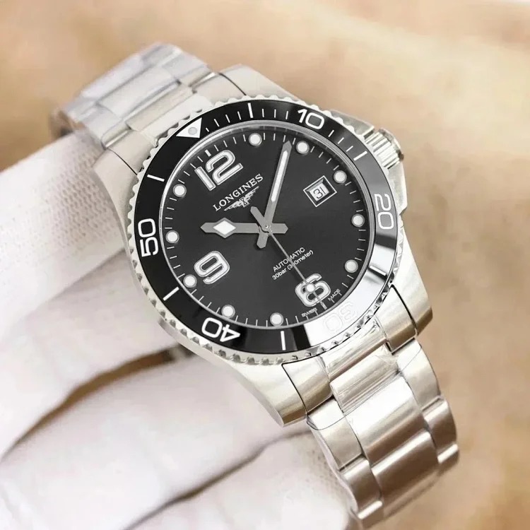 Watch LO01