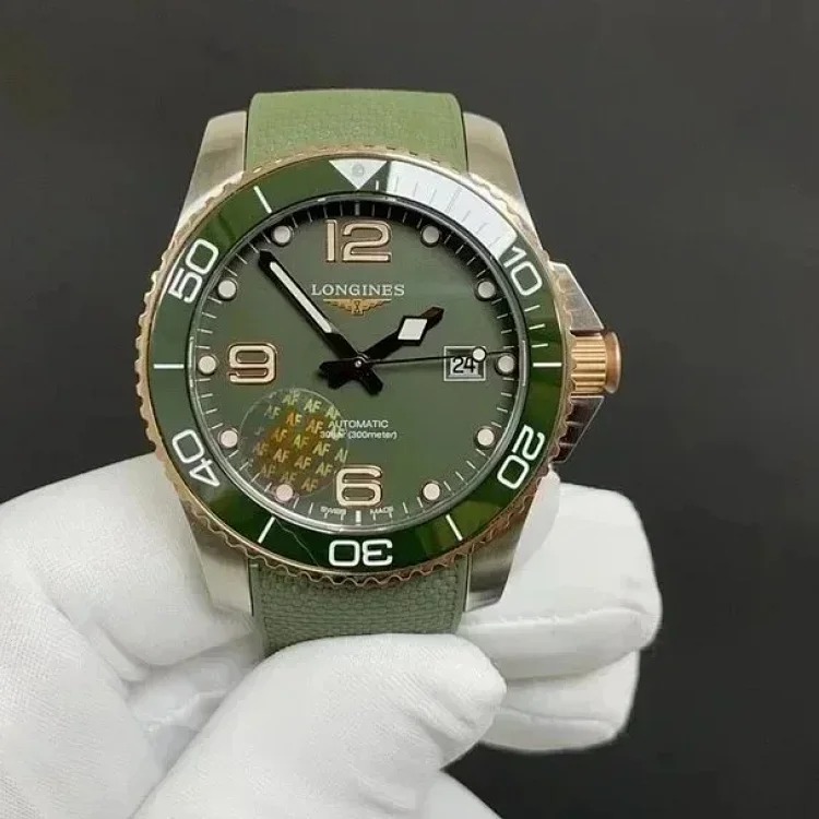 Watch LO01