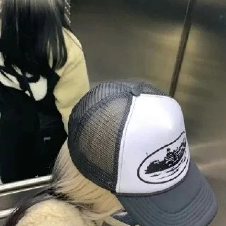 Fashionable baseball cap 01