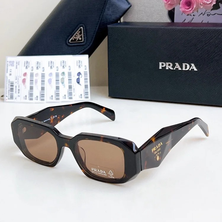 Sunglasses 22