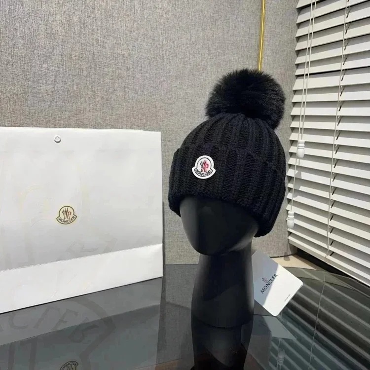 m hat