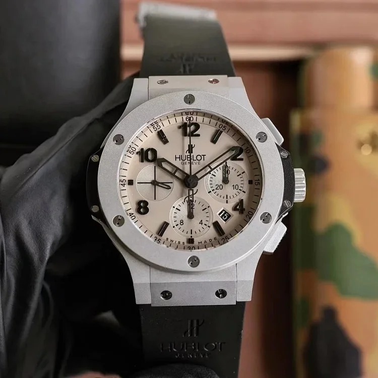 Fashion Trendy Versatile Watch 880-1600
