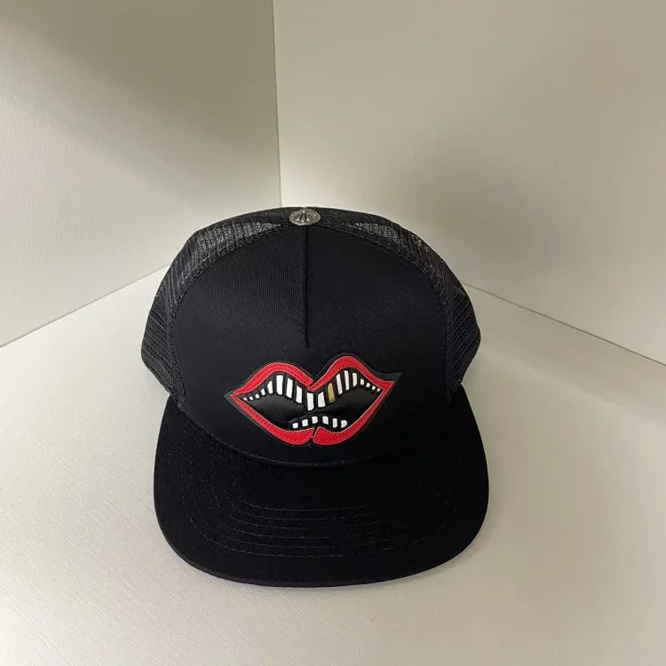 Casual Versatile Embroidered Baseball Cap