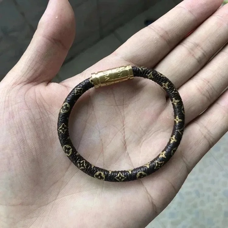 Fashion Accessory