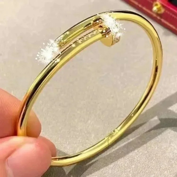 Fashion Premium Bracelet