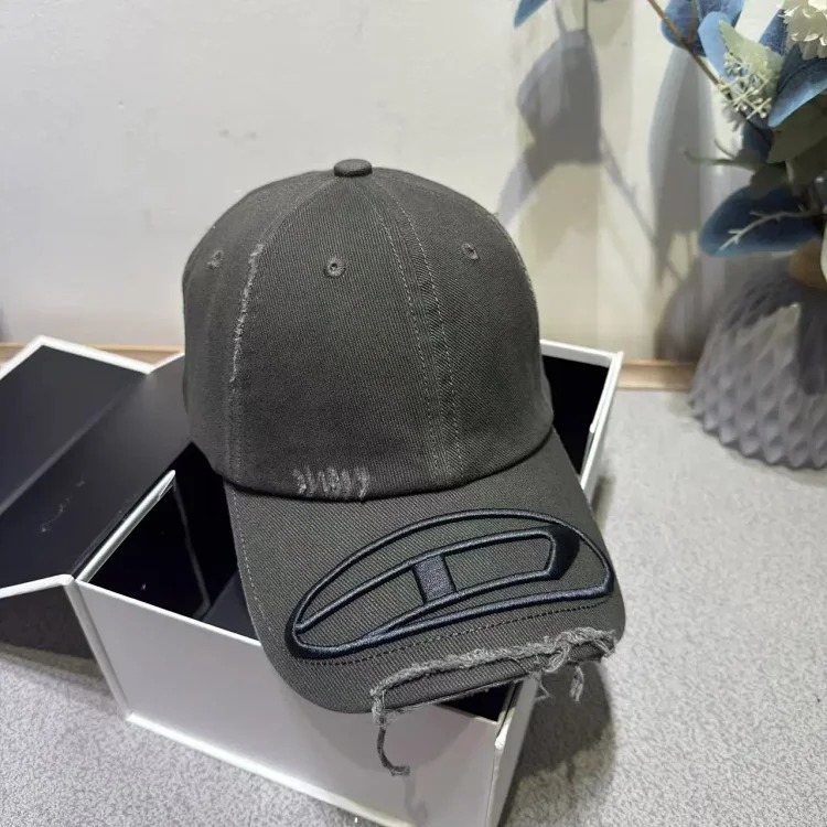 Dior Versatile Baseball Cap