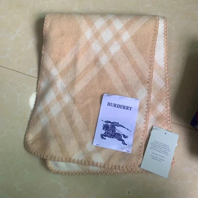 High Quality Fashion Trend Scarf 02