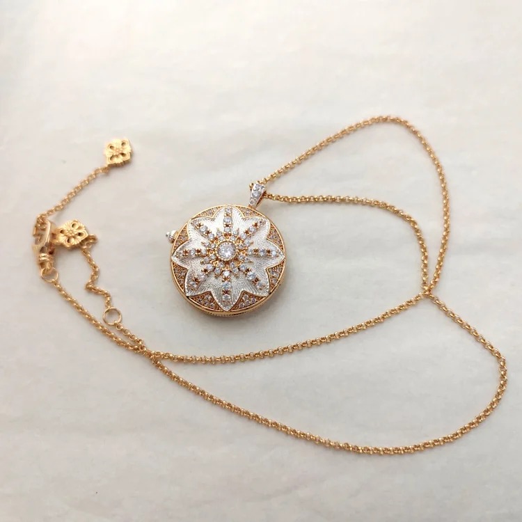 Vintage Luxury Premium Necklace