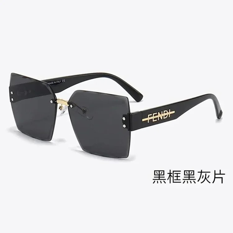Fashion Trendy Sunglasses