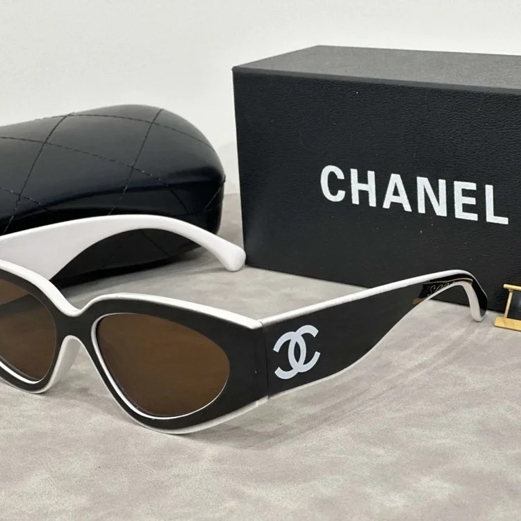 Fashionable casual summer sunglasses (with box