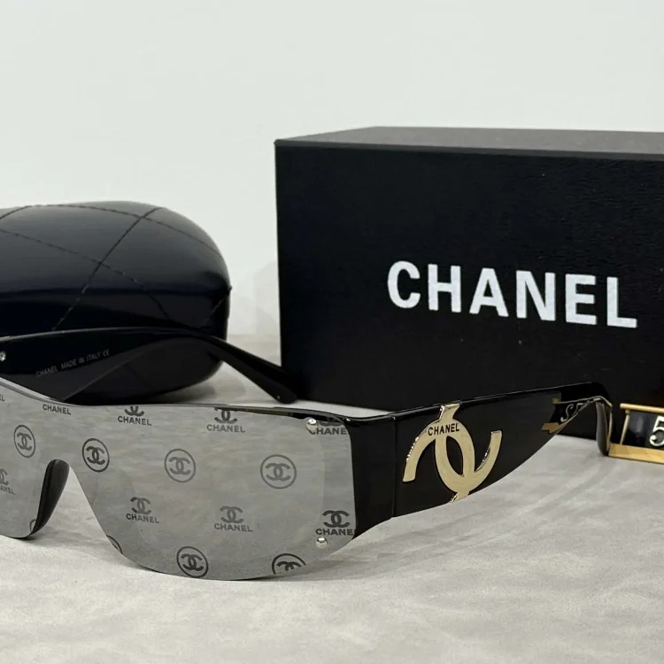 Fashionable casual summer sunglasses (with box