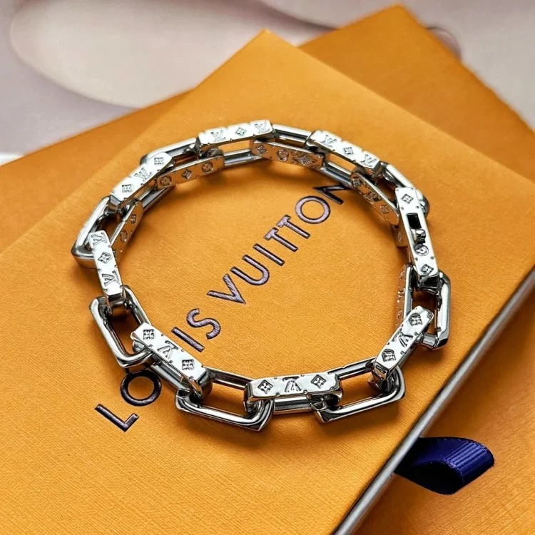 Fashion Trends Accessories Jewelry 06