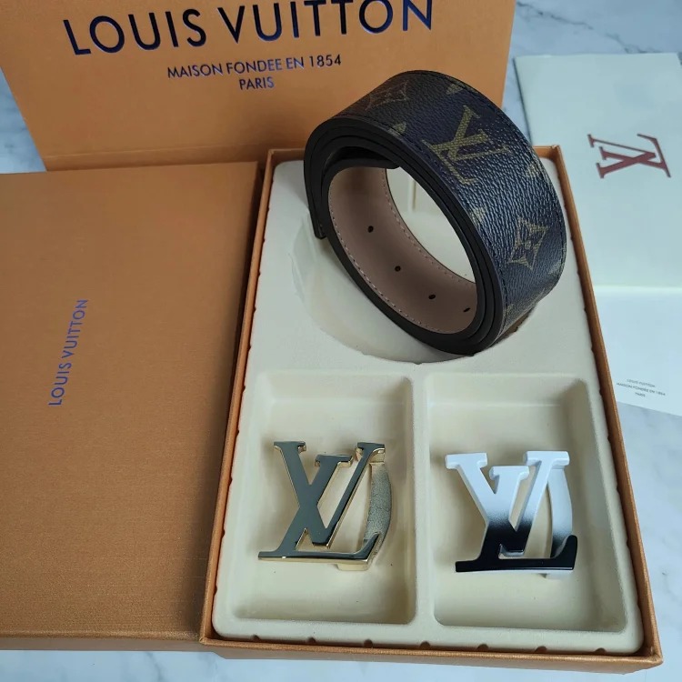 Fashionable and versatile belt 036